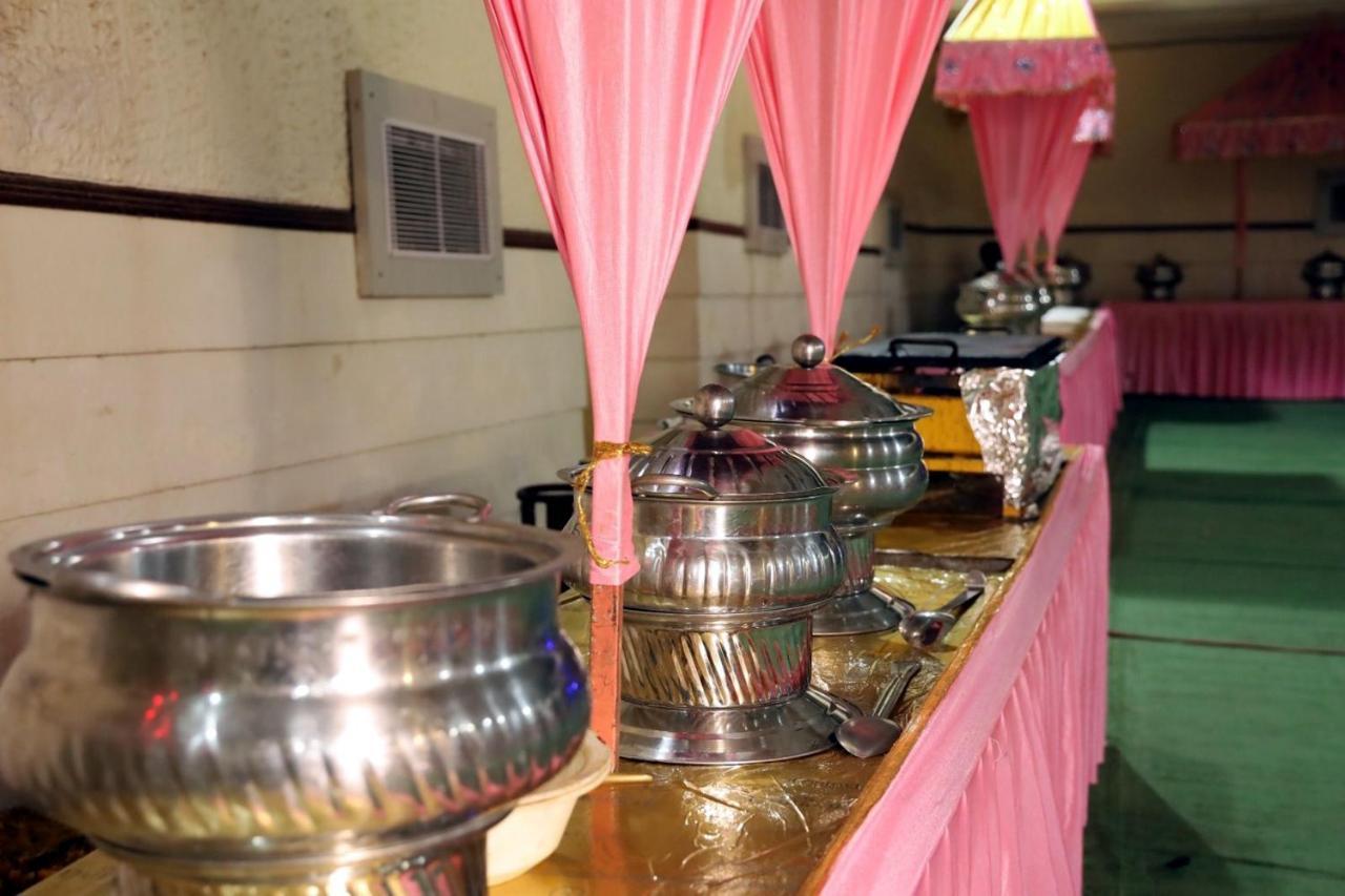 Hotel Kumkum Chhaya Panna 외부 사진